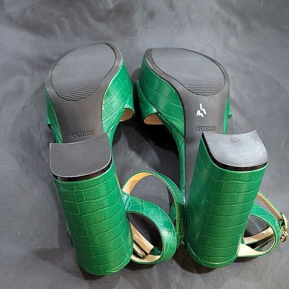 BRAND NEW GUESS WGRESTORE-R CROCODILE EMBOSSED LEATHER PLATFORM SANDALS R3 - Picture 14 of 16